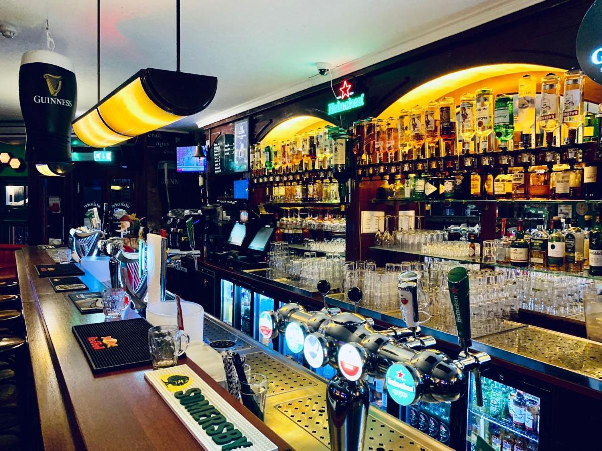 The White Tulip Hostel Amsterdam Bagian luar foto
