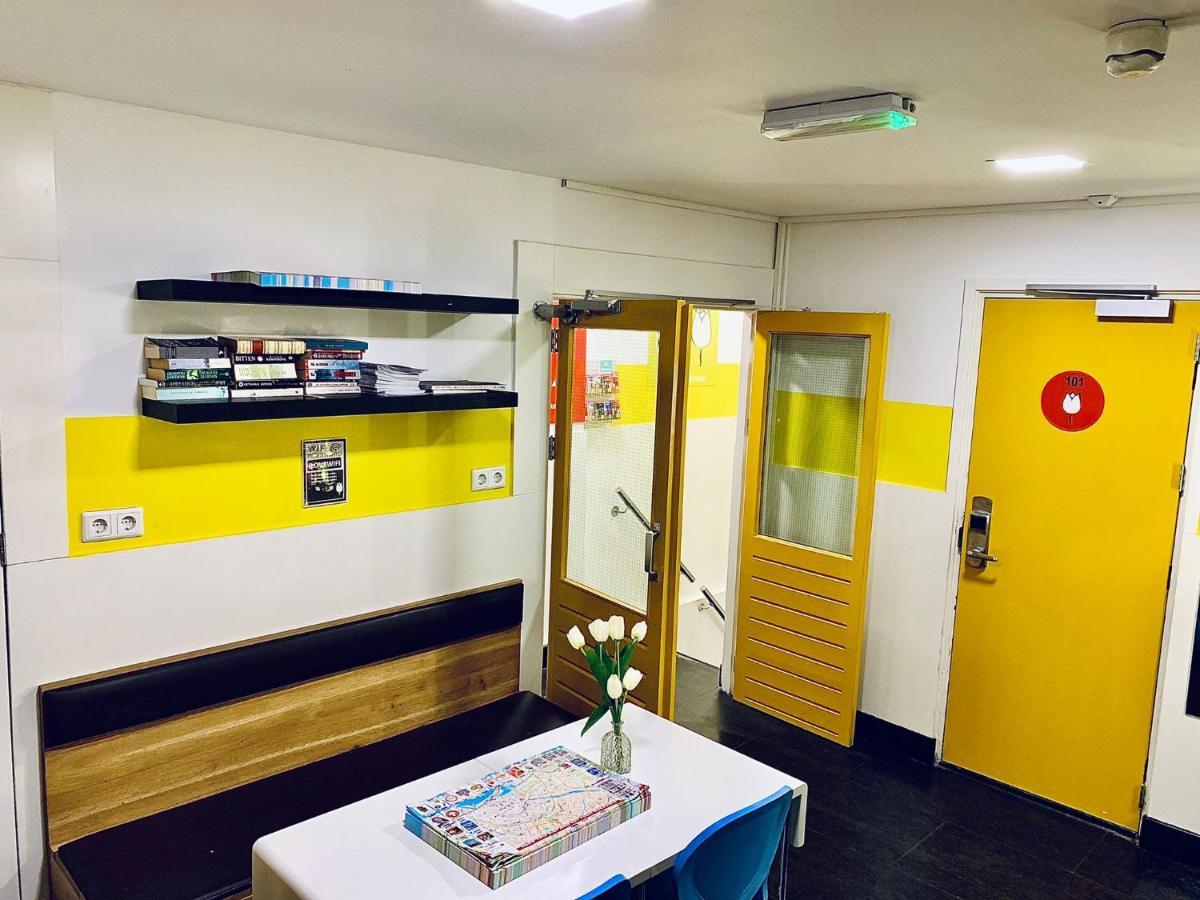The White Tulip Hostel Amsterdam Bagian luar foto