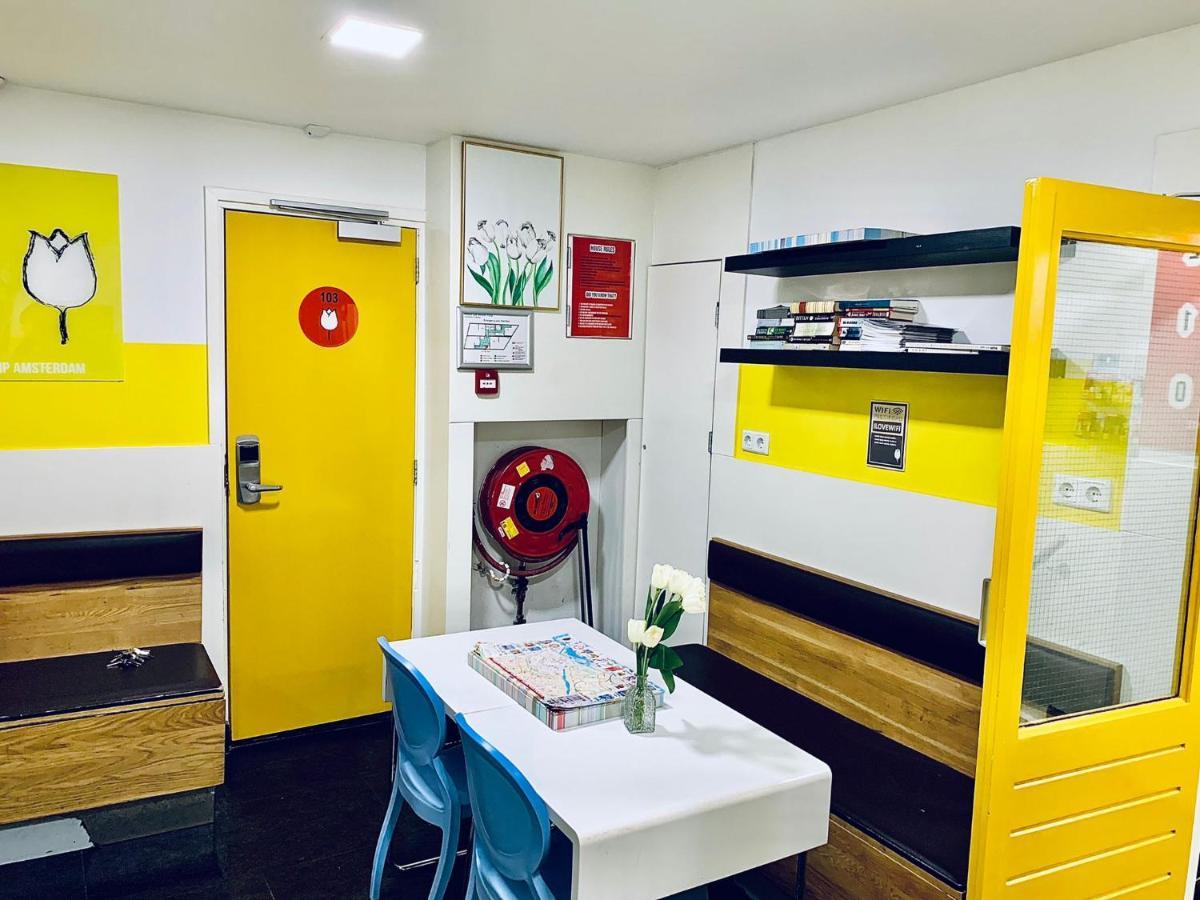The White Tulip Hostel Amsterdam Bagian luar foto